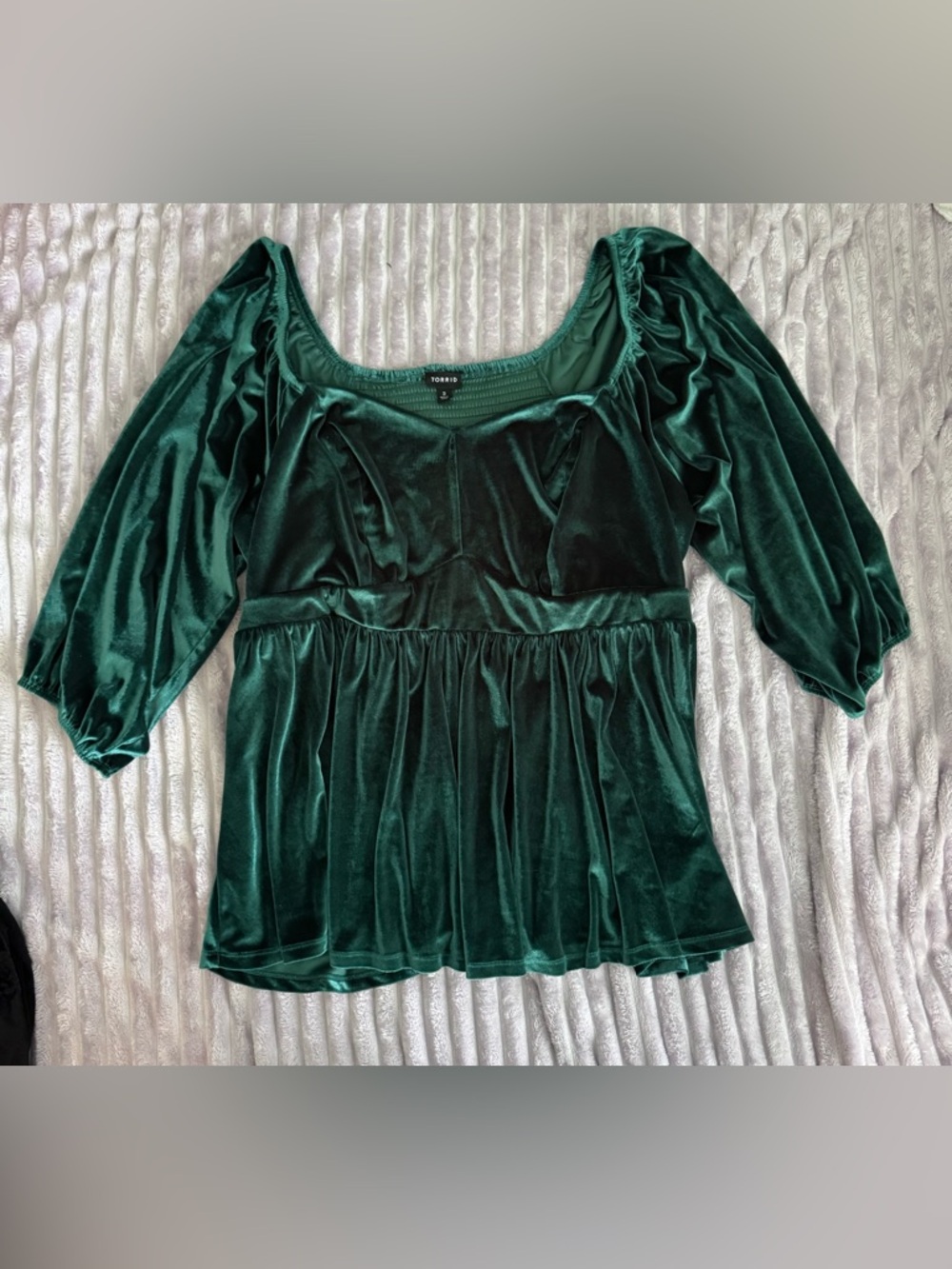 Torrid Dark Green Velvet Babydoll Blouse - Picture 2 of 3